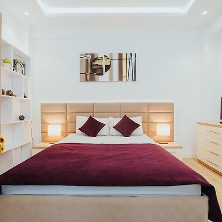 Color Apartments Corneliu Coposu 1A Street Bucarest Extérieur photo