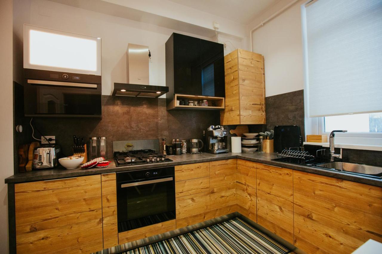 Color Apartments Corneliu Coposu 1A Street Bucarest Extérieur photo