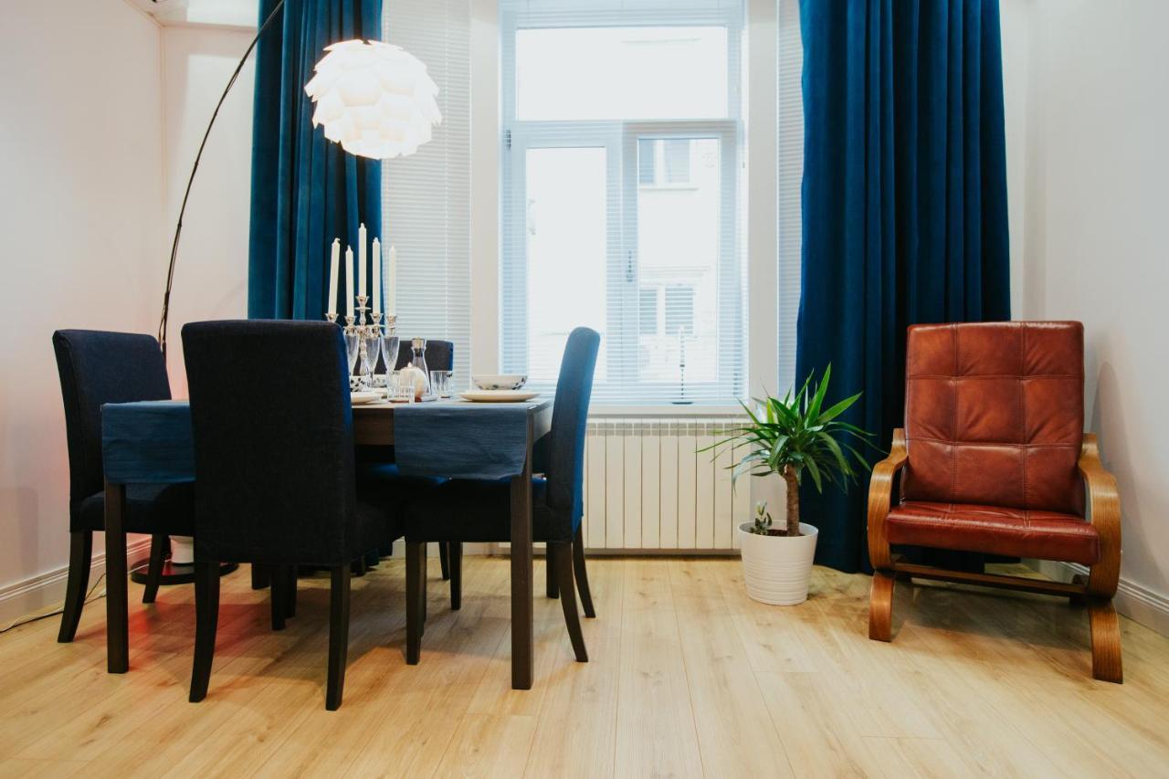 Color Apartments Corneliu Coposu 1A Street Bucarest Extérieur photo